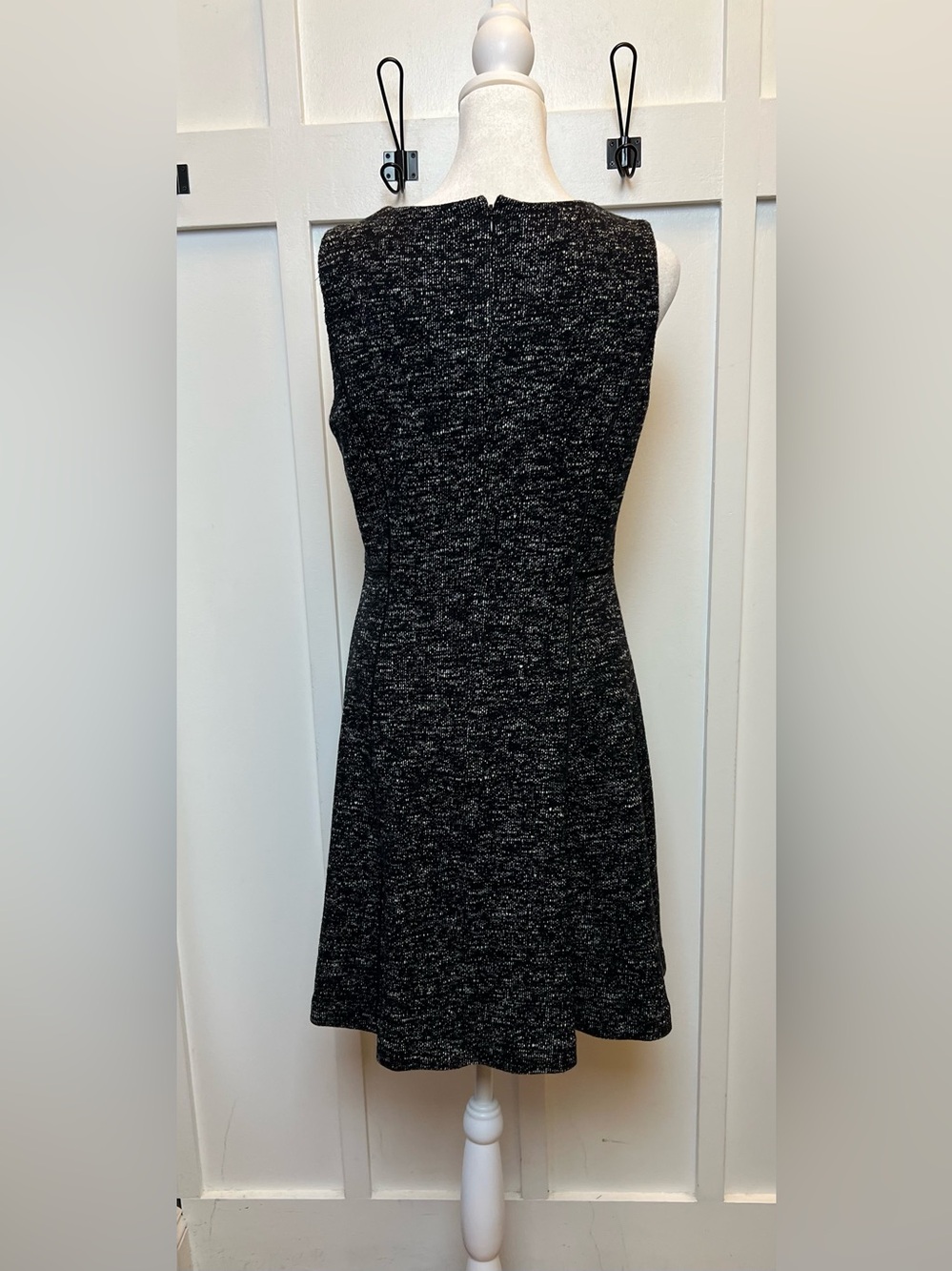 TALBOTS Petite Size 8 Petite Black White Ponte Stretch Sleeveless Sheath Dress - Picture 5 of 10